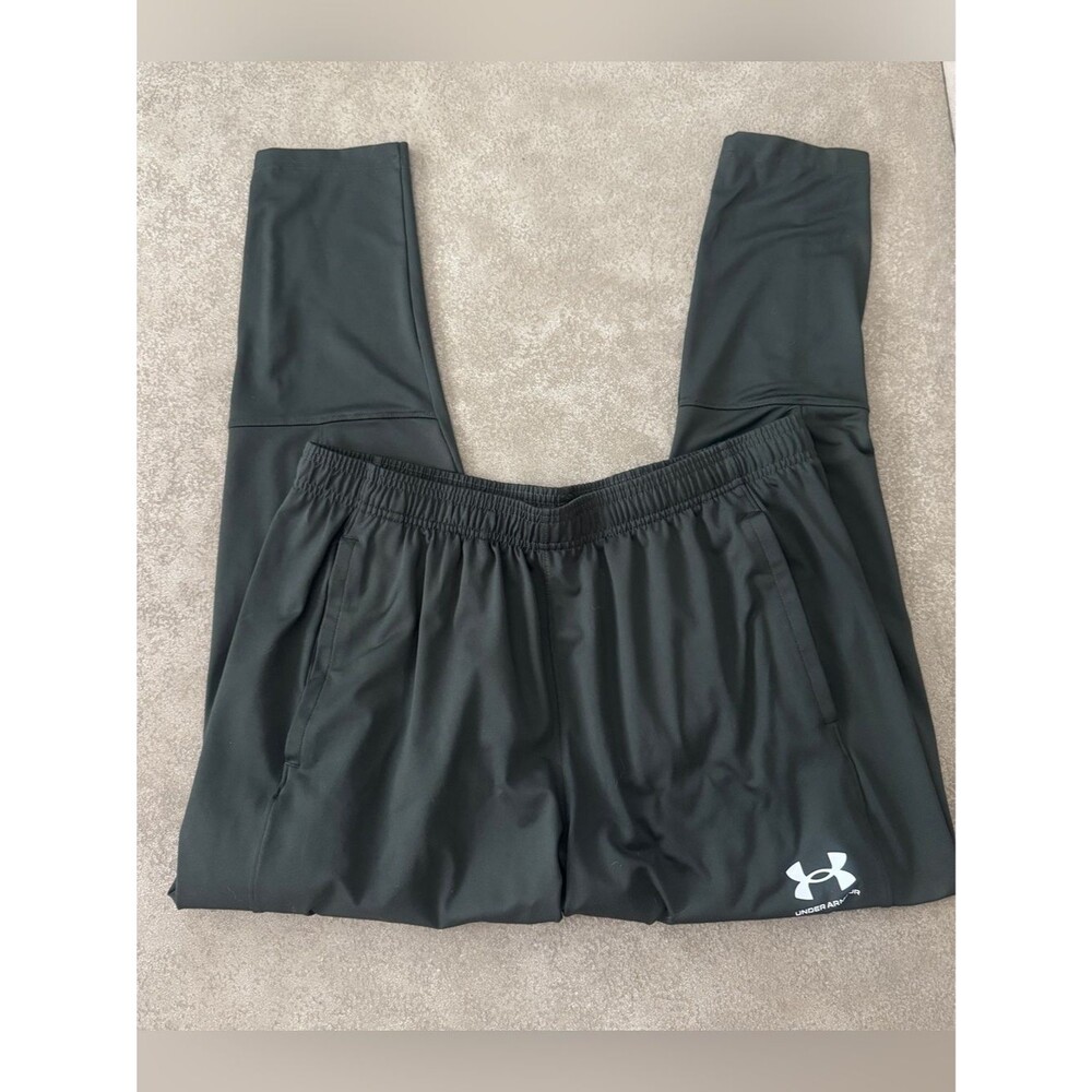 Men’s XL Under Armour Athletic Joggers Dark Green